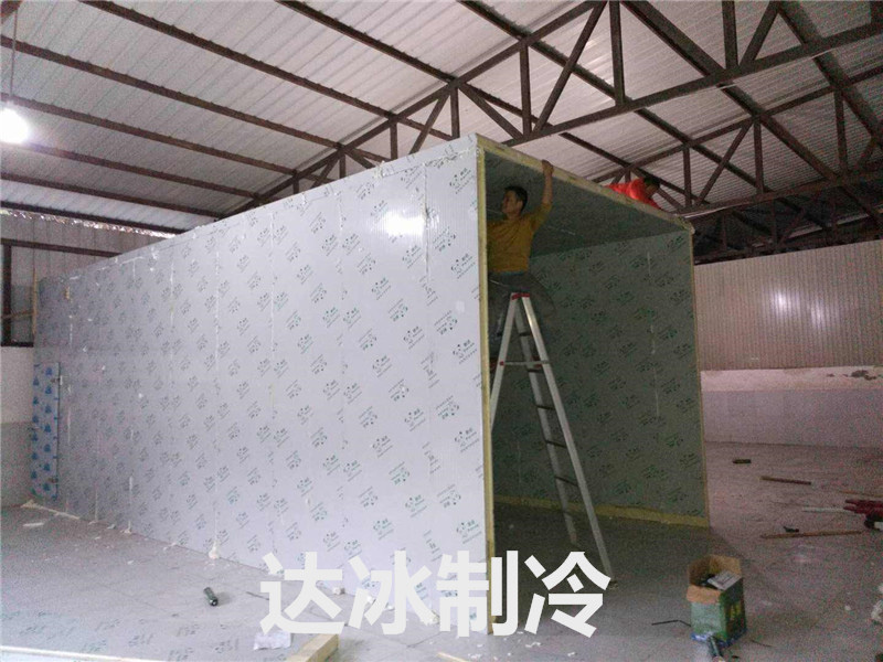 喷涂土建冷库