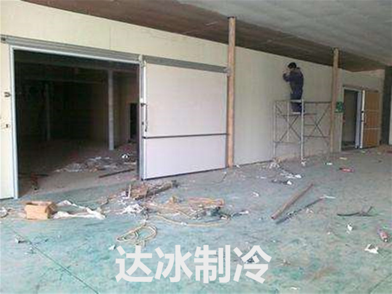 喷涂土建冷库